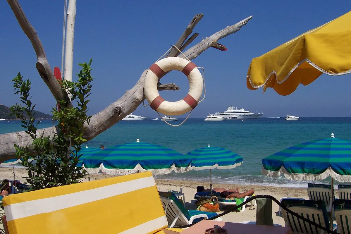 Plage Neptune, stop in Saint-Tropez, France — photo 4