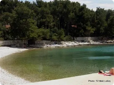 Uvala Artaturi, anchorage in Mali Lošinj, Croatia — photo 3