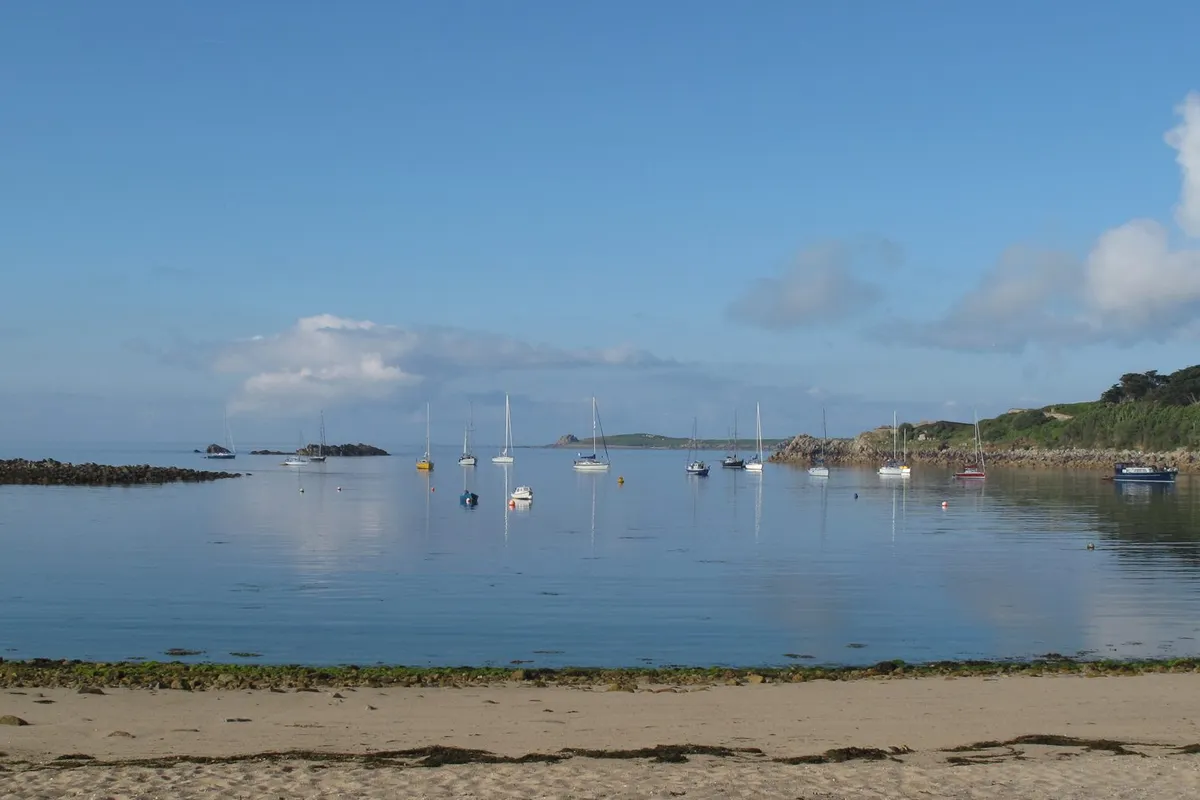 Porth Cressa, stop in Hugh Town, United Kingdom — photo 5