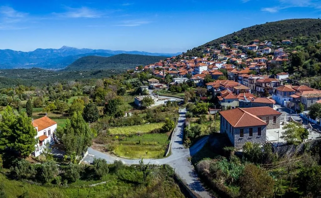 Aetos, stop in Greece — photo 3