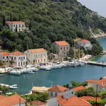 Kioni Bay