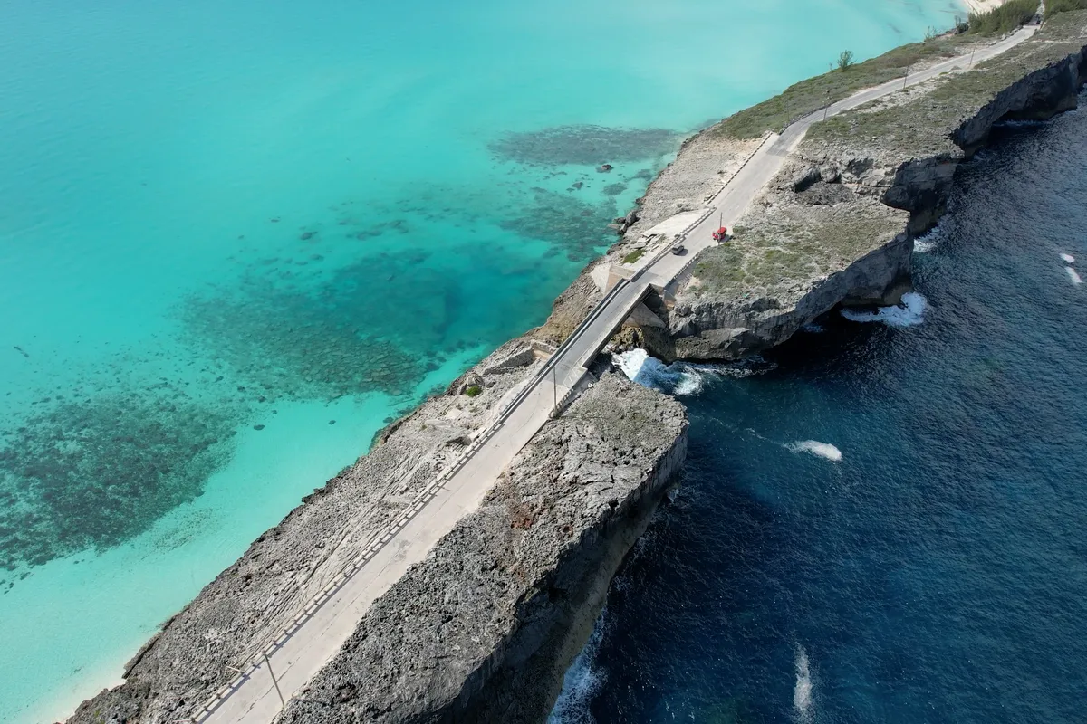 Meeks Patch Island Anchorage in North Eleuthera, Bahamas — photo 3