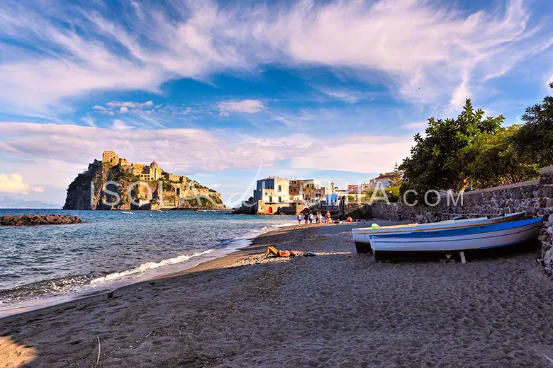Spiaggia del Muro Rotto, stop in Italy — photo 3