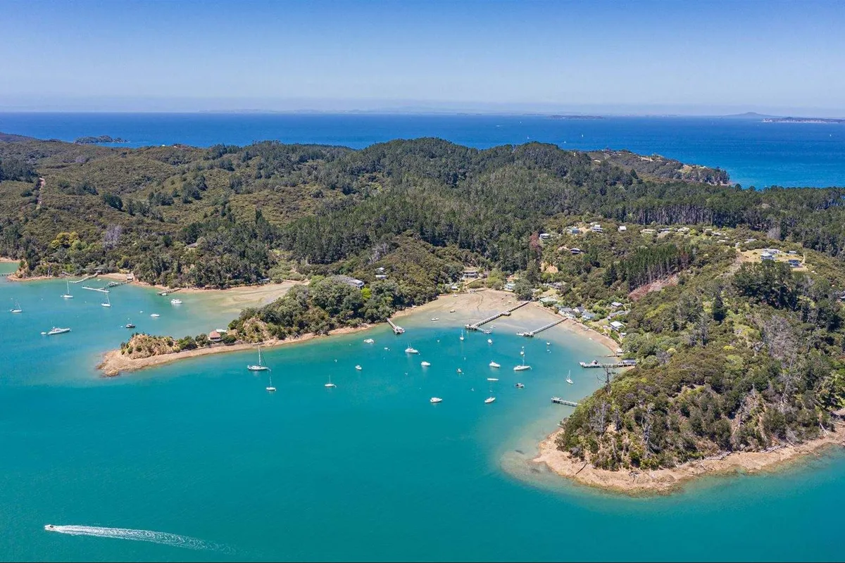 Bon Accord Harbour, anchorage in Rodney, New Zealand