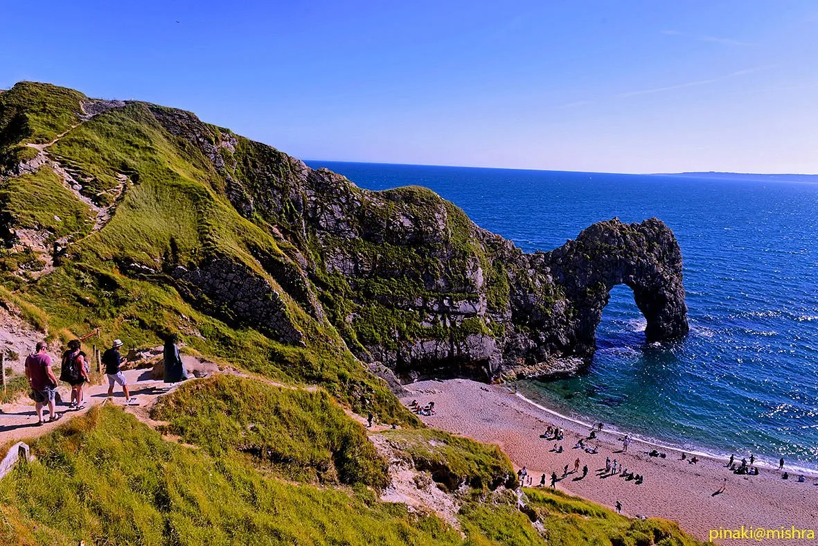 Lulworth Cove, anchorage in United Kingdom