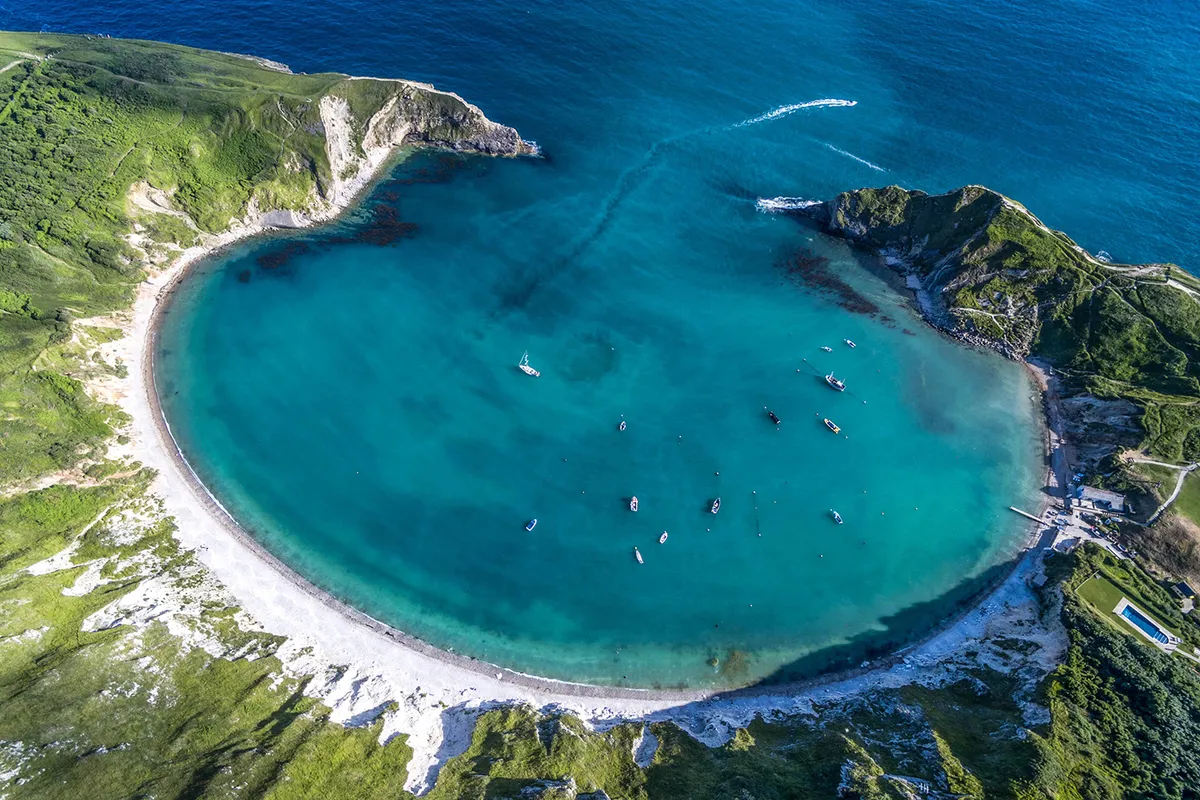 Lulworth Cove, anchorage in United Kingdom — photo 5