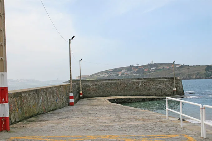 Enseada de Mera Anchorage in A Coruña, Spain — photo 9