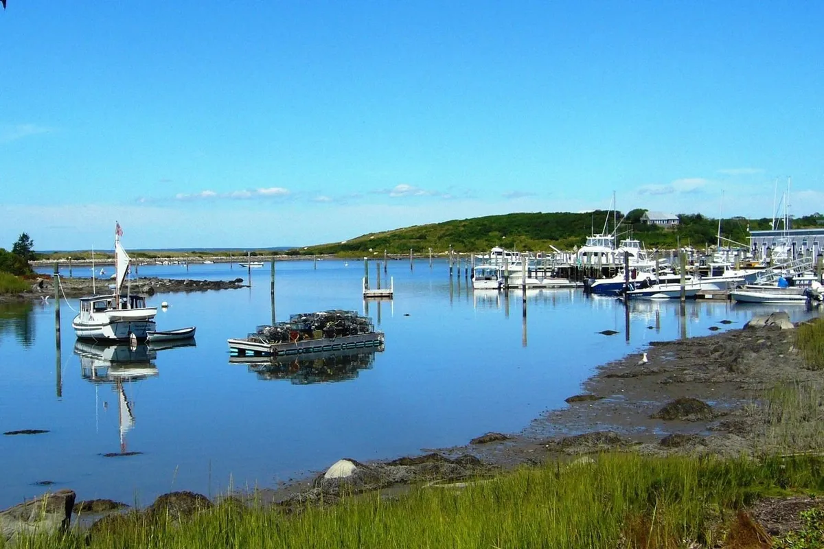 Cuttyhunk Harbor, marina in United States — photo 4