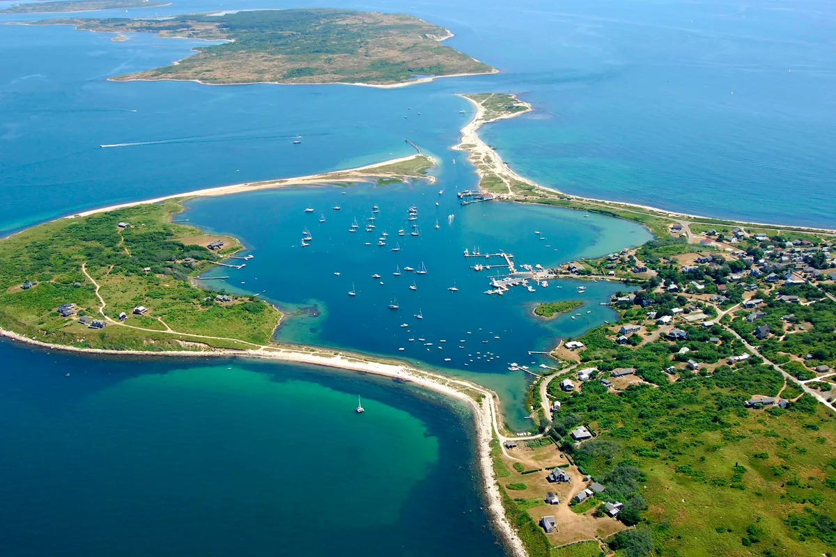 Cuttyhunk Harbor, marina in United States