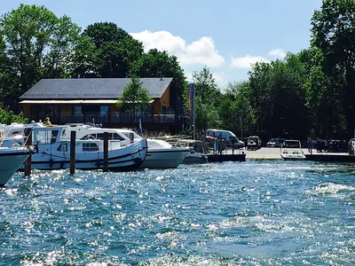 SBS Yachthafenresort Fleesensee Marina