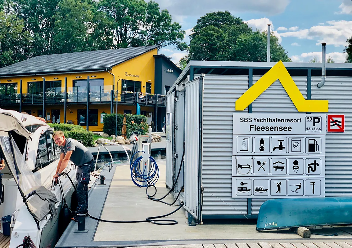 SBS Yachthafenresort Fleesensee Marina in Göhren-Lebbin, Germany — photo 2