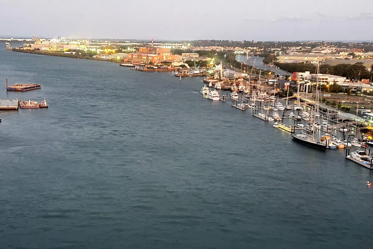 Parker Island Reach, stop in Australia