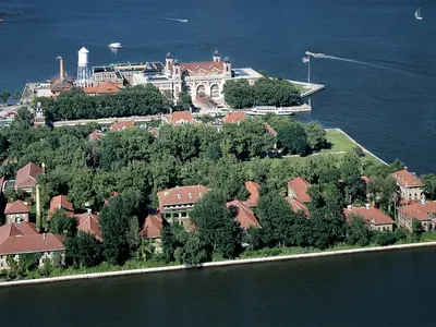 Ellis Island, stop in United States — photo 2