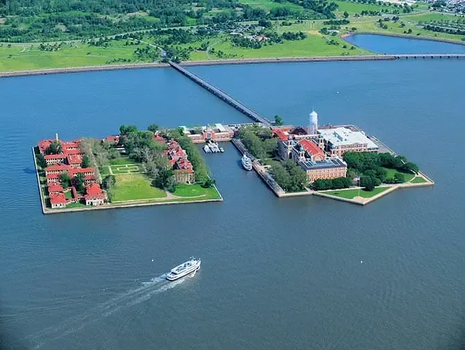 Ellis Island, stop in United States — photo 6