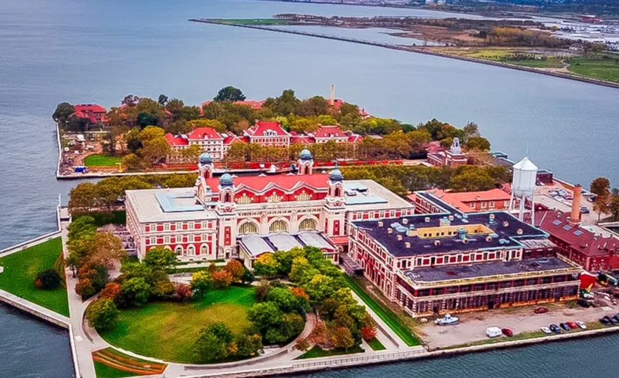 Ellis Island, stop in United States — photo 7