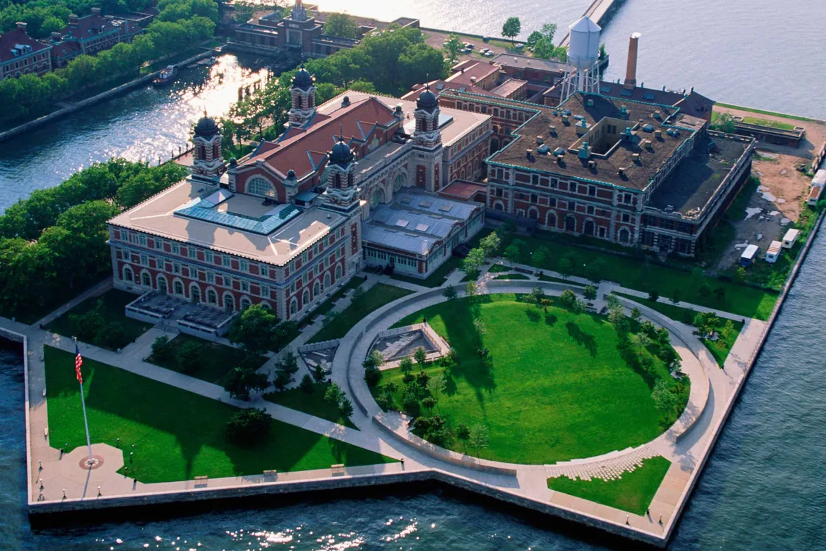 Ellis Island, stop in United States — photo 9