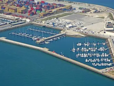 Real Club Náutico de Cádiz, marina in Cádiz, Spain — photo 3