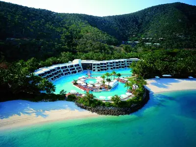 Blue Pearl Bay, stop in Hayman Island, Australia — photo 3