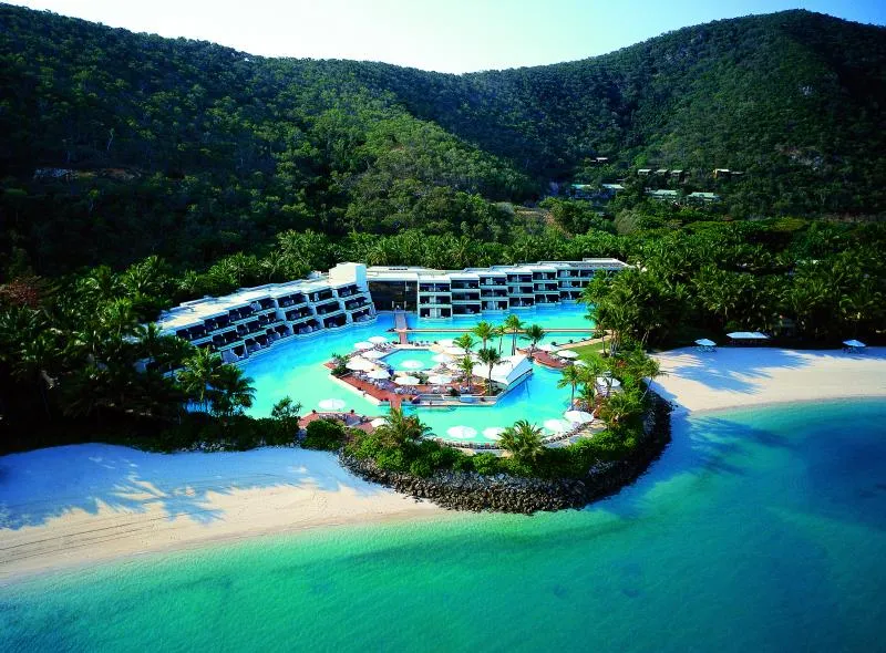 Blue Pearl Bay, stop in Hayman Island, Australia — photo 3
