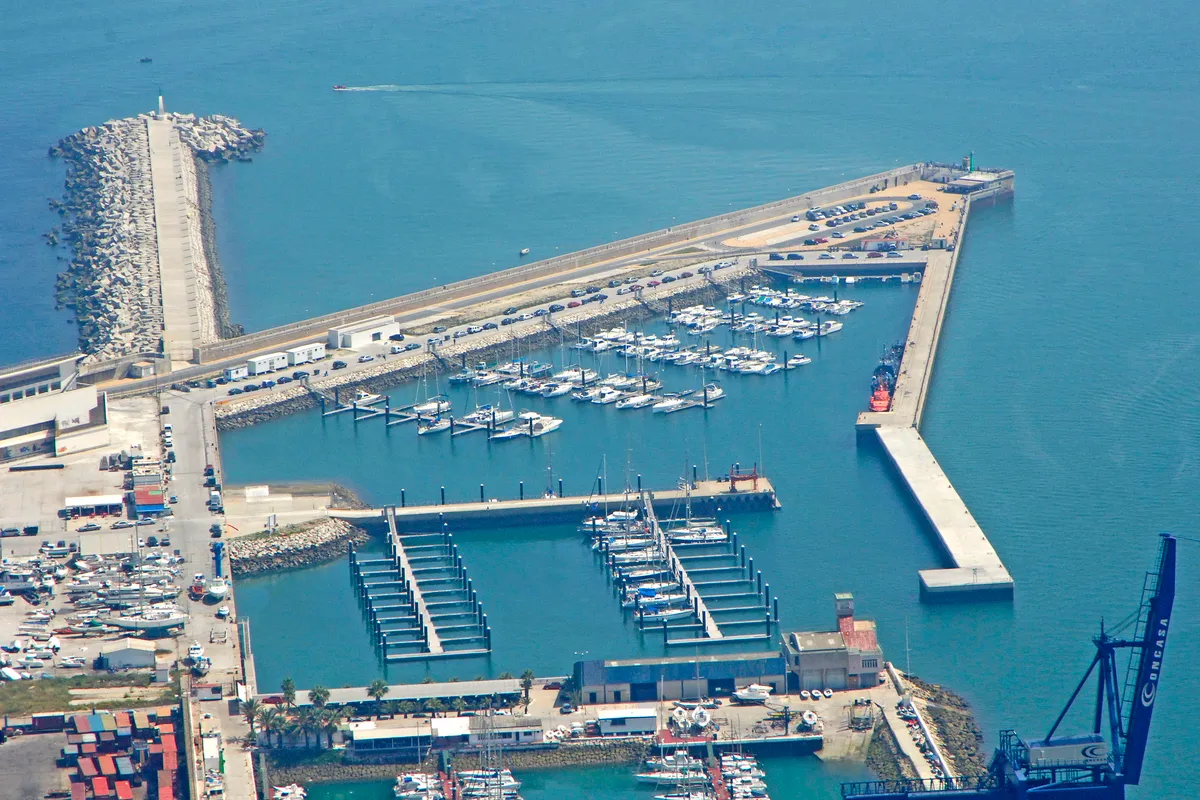 Puerto América, marina in Cádiz, Spain — photo 4