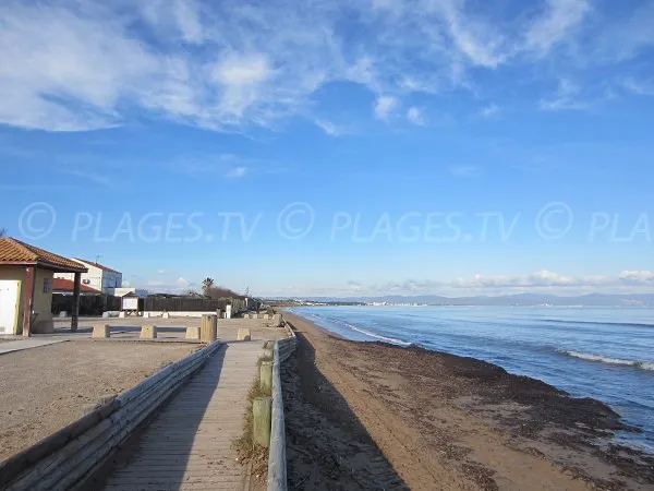 Plage de la Bergerie, stop in Hyères, France — photo 5