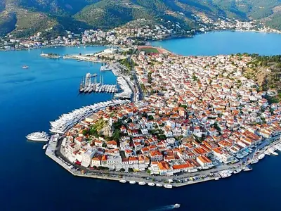 Stadthafen Poros