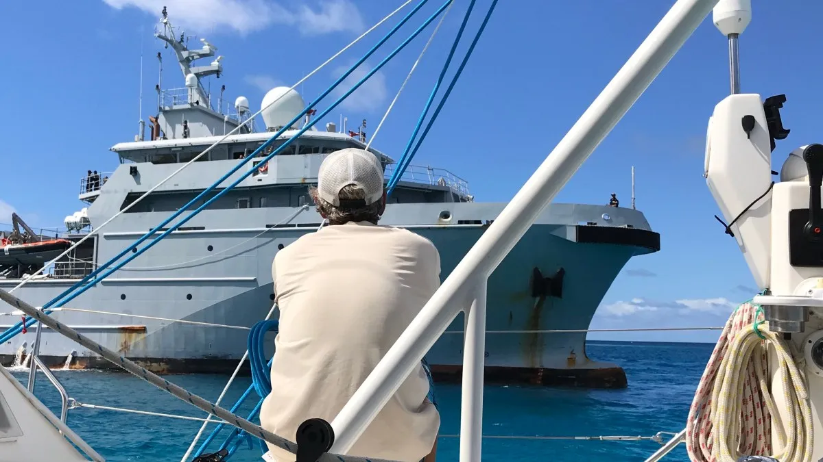 Passe Arikitamiro Anchorage in Makemo, France — photo 4