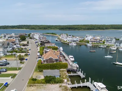 West Harbor, stop in Groton, United States — photo 4