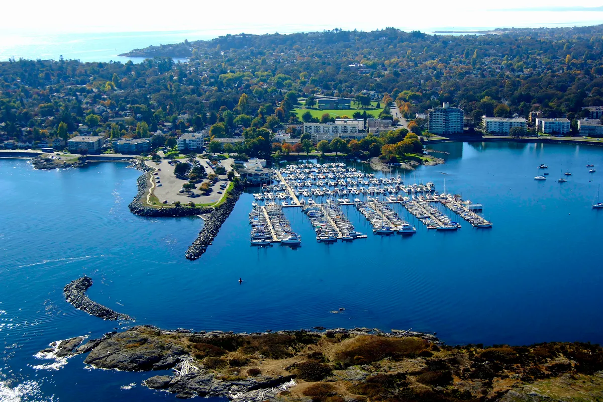 Ship Point Marina, stop in Oak Bay — photo 3