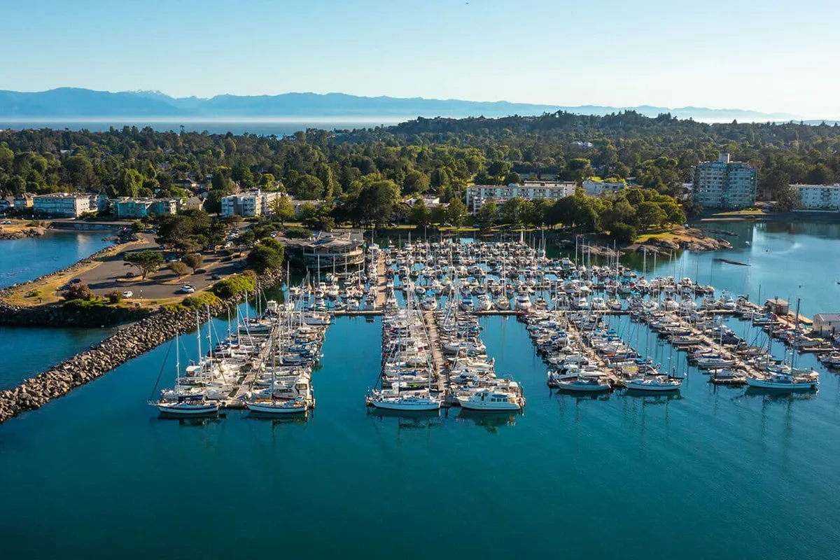 Ship Point Marina, stop in Oak Bay — photo 5
