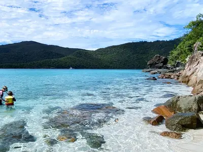 Butterfly Bay, stop in Hayman Island, Australia — photo 3