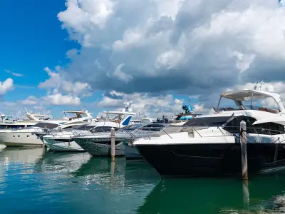 La Playita Marina in Ancón, Panama — photo 2