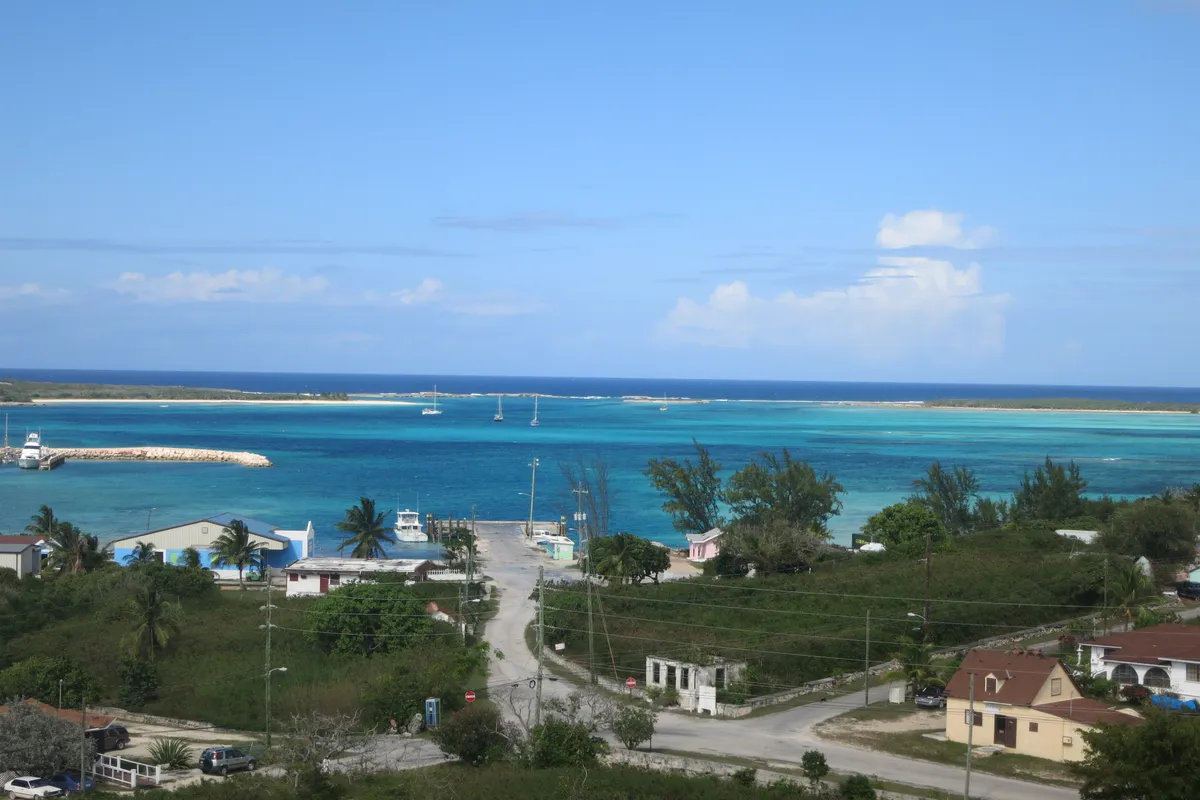 Clarence Town Harbour, anchorage in Long Island, Bahamas — photo 4