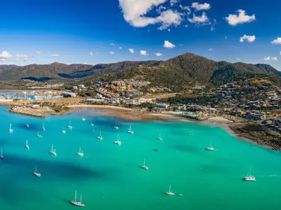 Airlie Bay, stop in Airlie Beach, Australia — photo 3