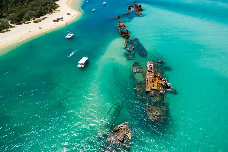 Tangalooma wrecks, stop in Australia — photo 3