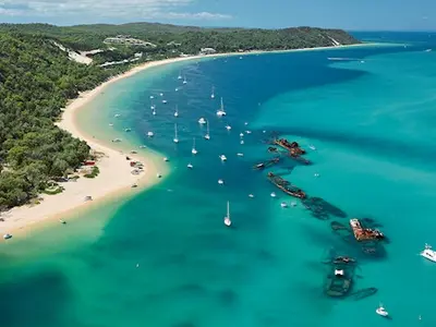 Tangalooma wrecks, stop in Australia — photo 2