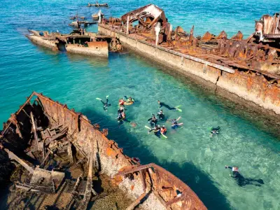 Tangalooma wrecks, stop in Australia — photo 4