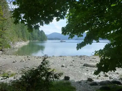 Waiatt Bay, anchorage in Canada — photo 3
