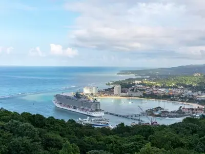 Port of Kingston, harbour in United States — photo 3