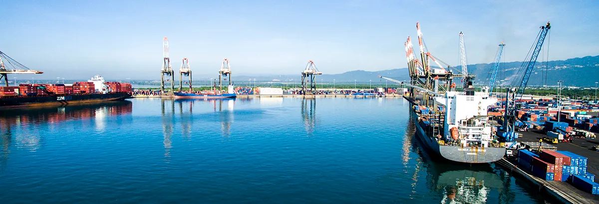 Port of Kingston, harbour in United States — photo 2