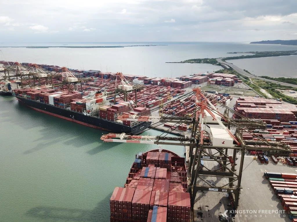 Port of Kingston, harbour in United States — photo 7