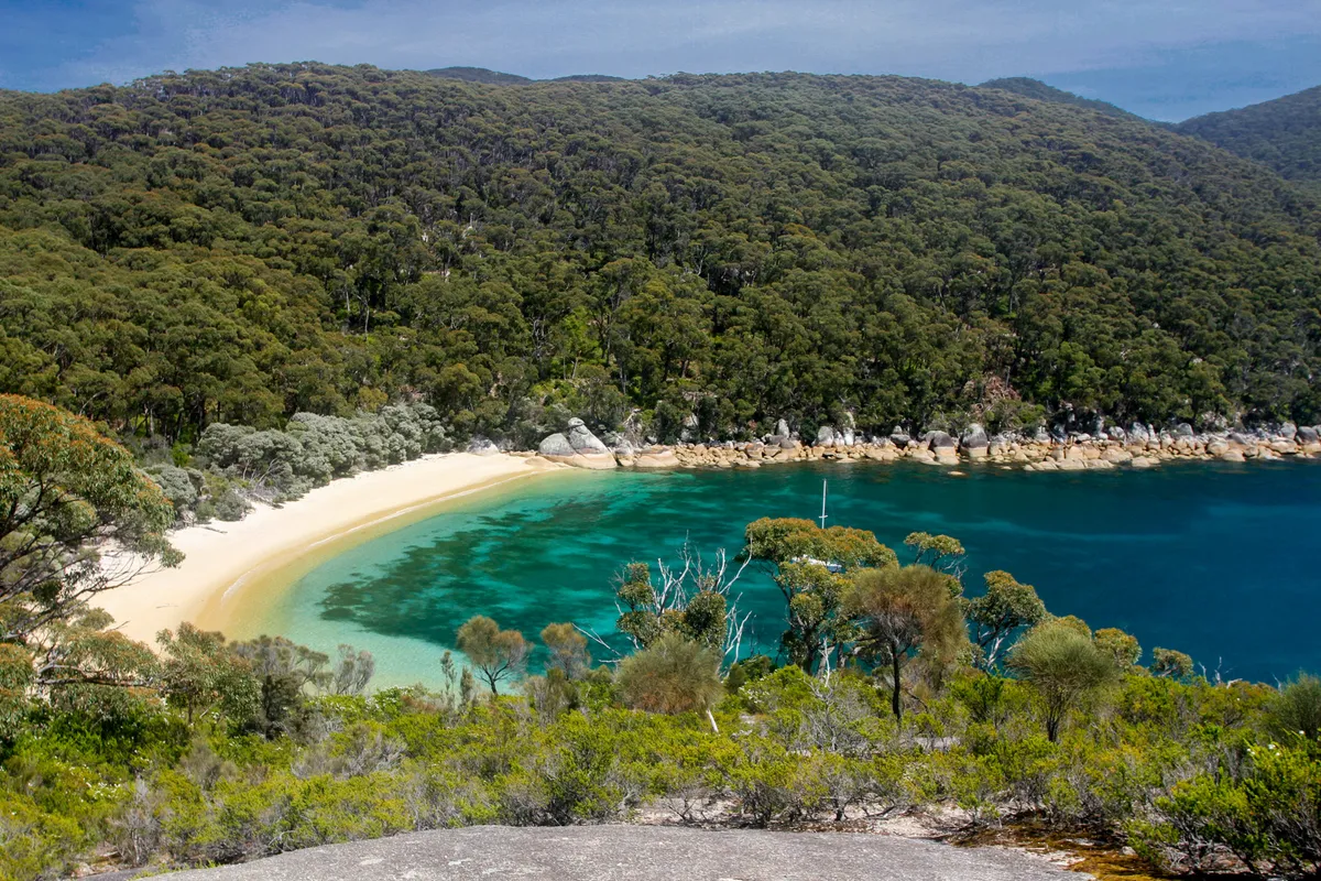 Refuge Cove, stop in Canada — photo 4