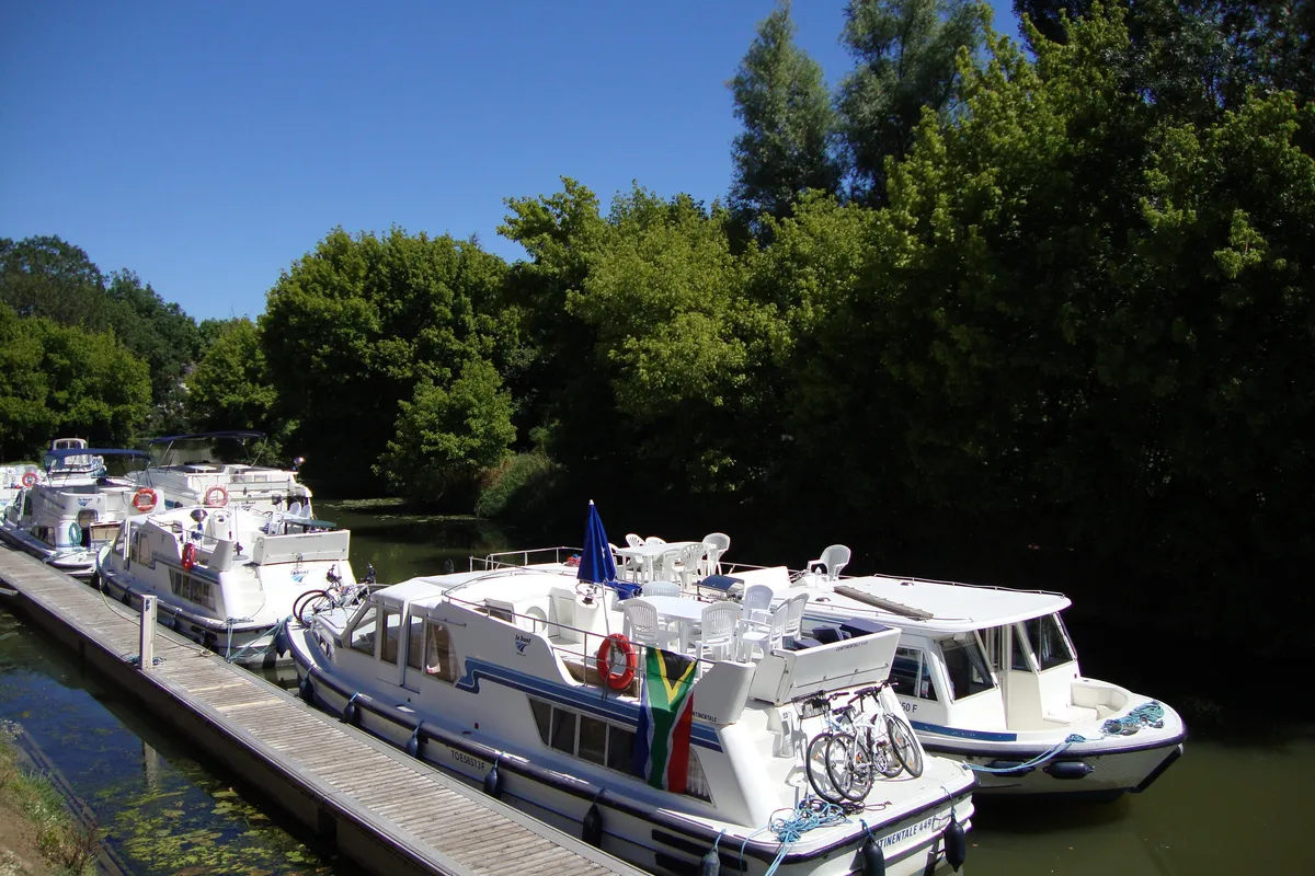 Halte Nautique de Branges, marina in Branges, France — photo 3