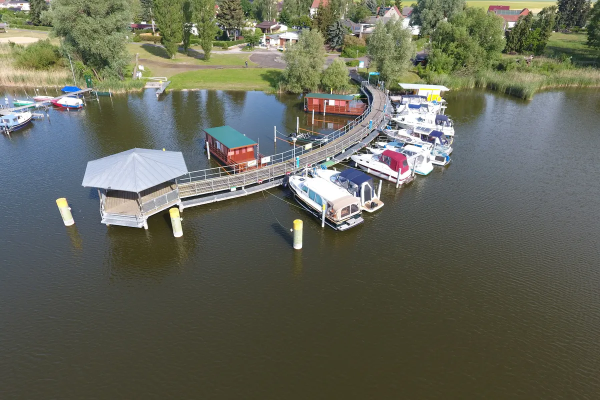 Seebrücke Radewege Marina in Radewege, Germany