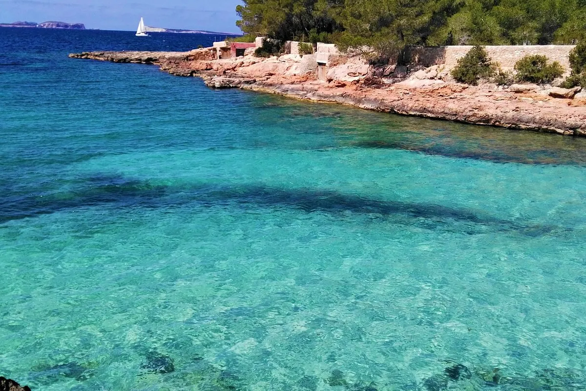 Cala Gració, anchorage in Spain
