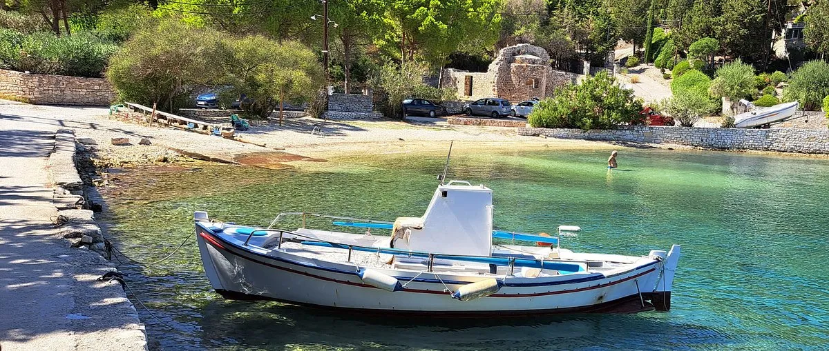 Bay Ozias in Gaios, Greece