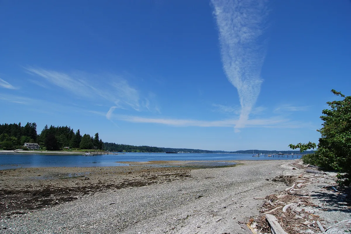 Port Madison Bay, anchorage in United States — photo 7