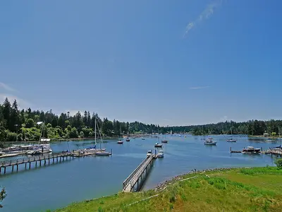Port Madison Bay, anchorage in United States — photo 5
