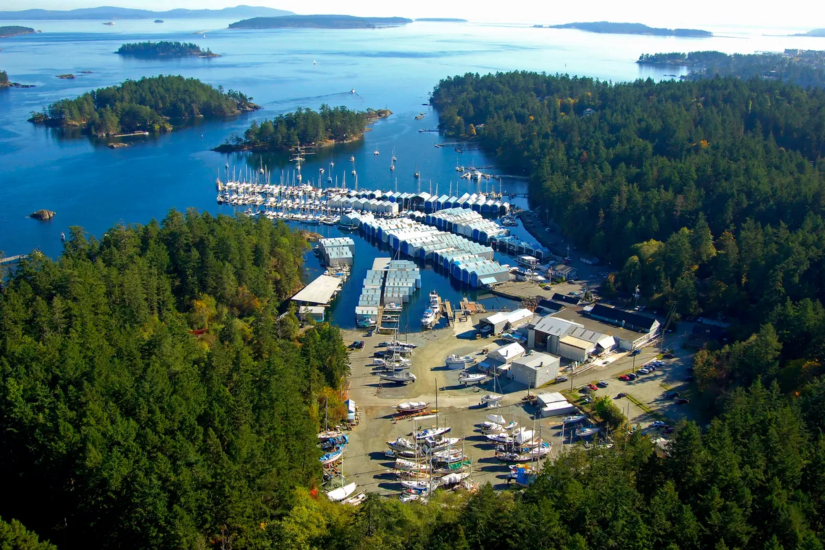 Canoe Cove Marina in Sidney, Canada — photo 4