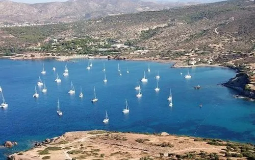 Vari Bay in Vari Municipal Unit, Greece — photo 4